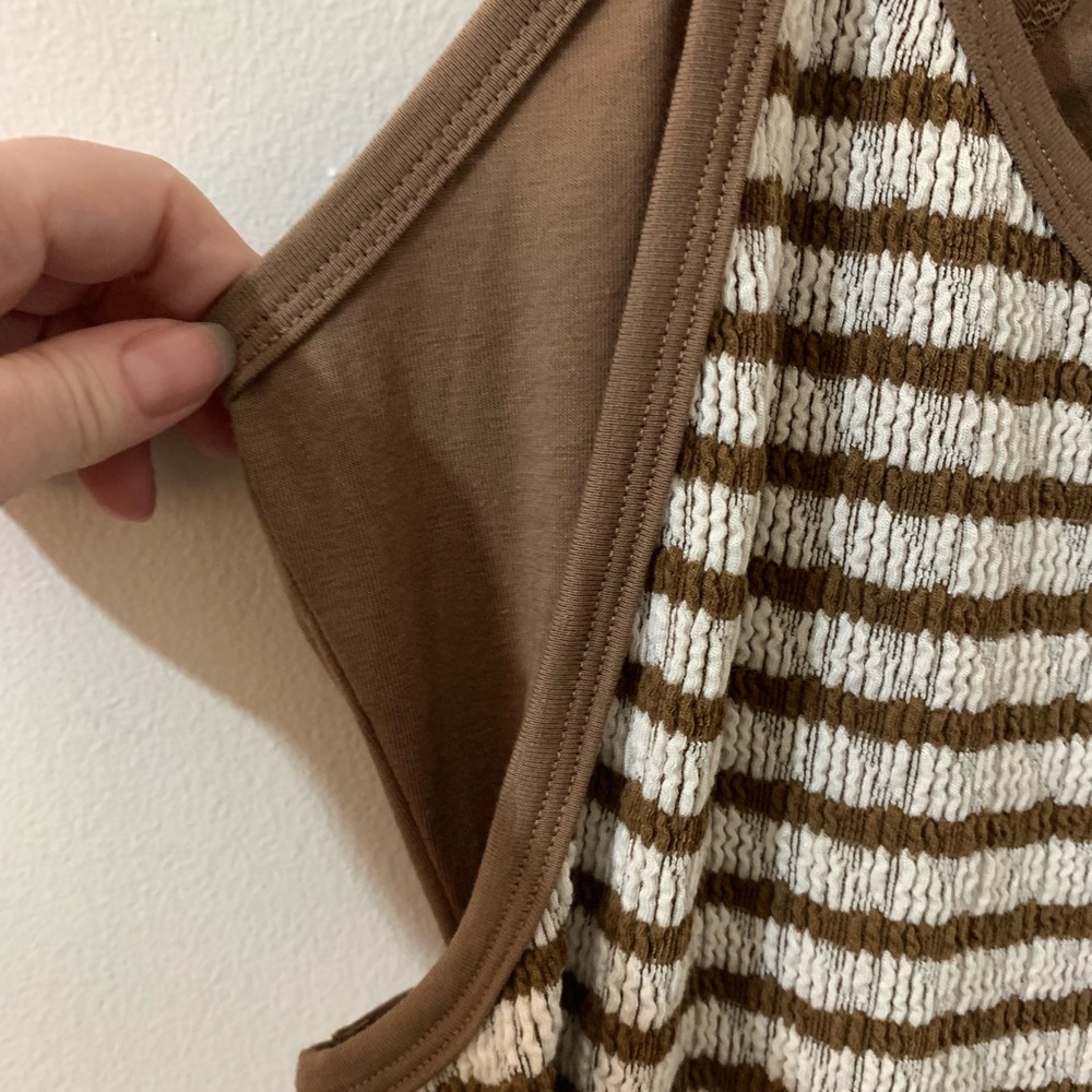 Women’s Striped Brown and Cream Women's Shorts Romper/Jumper size medium - Picture 4 of 10